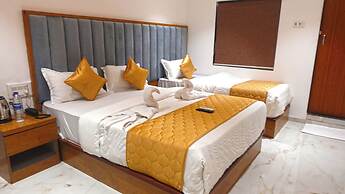 Hotel Palms Residency