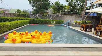 The Toy Beach Resort