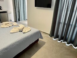Tarelis Beach Apartments & Studios