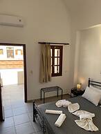 Tarelis Beach Apartments & Studios