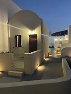 Tarelis Beach Apartments & Studios