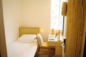 Grandma Lu's Saigon Signature