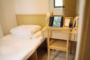 Grandma Lu's Saigon Signature