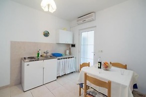 Apartments Boguvila -