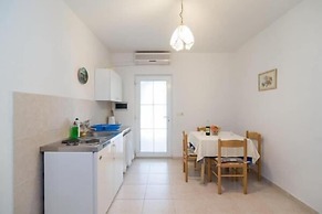 Apartments Boguvila -