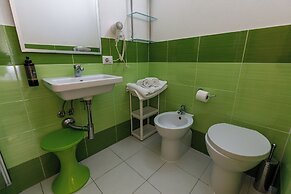 Onlyrooms II - Old Town & Typical Food