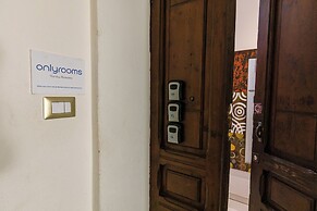 Onlyrooms II - Old Town & Typical Food