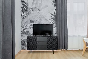 Poznan 3rd Floor Studio for 2 by Renters