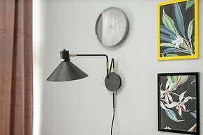 Poznan 3rd Floor Studio for 2 by Renters