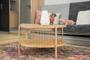 Poznan 3rd Floor Studio for 2 by Renters