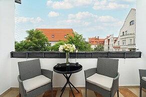 Poznan 3rd Floor Studio for 2 by Renters