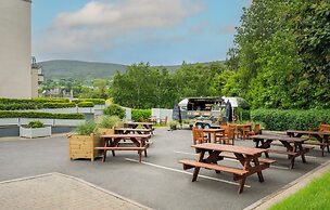 Four Seasons Hotel Carlingford