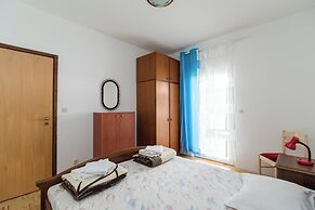 Apartments Pinija -