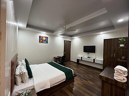 Hotel Maira