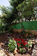 Garden Vista Apartment