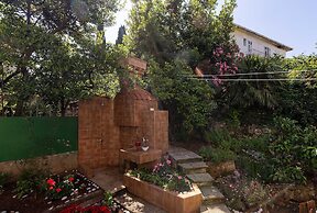 Garden Vista Apartment