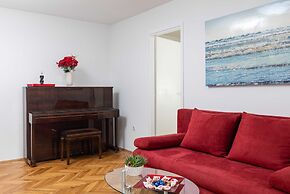 Garden Vista Apartment