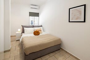 Phaedrus Living Athens Studios Paris