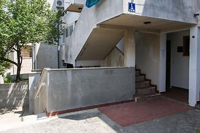 Apartment Tetepave