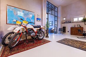 The Urban Loft by Mmega