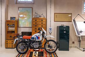 The Urban Loft by Mmega