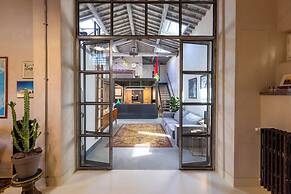 The Urban Loft by Mmega