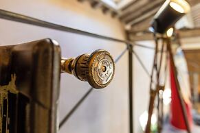 The Urban Loft by Mmega