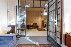 The Urban Loft by Mmega