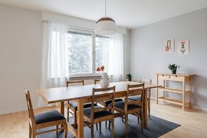 Spacious 3BR Apartment in Kaleva