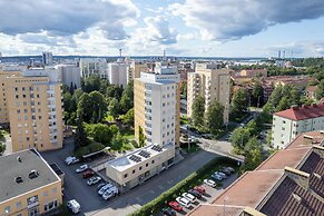 Spacious 3BR Apartment in Kaleva