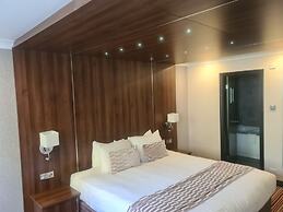 Briars Hall Hotel