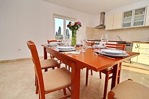 Apartment Lucija Vela Luka