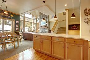 Er9 Elk Run 4 Bd 4.5 Ba 4 Bedroom Townhouse by RedAwning