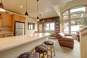 Er9 Elk Run 4 Bd 4.5 Ba 4 Bedroom Townhouse by RedAwning