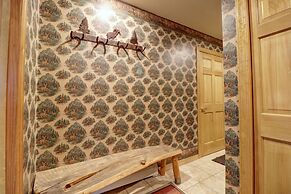 Er9 Elk Run 4 Bd 4.5 Ba 4 Bedroom Townhouse by RedAwning