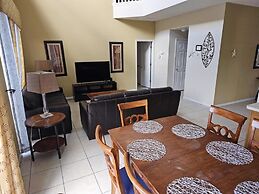 Spacious 7 Br, 4.5 Br Retreat With Pool 7 Bedroom Condo by RedAwning