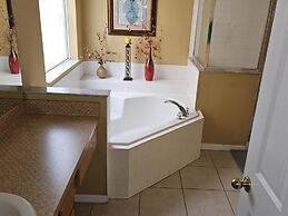 Spacious 7 Br, 4.5 Br Retreat With Pool 7 Bedroom Condo by RedAwning