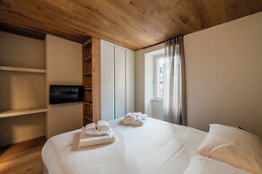 DALANIA MOUNTAIN APARTMENTS