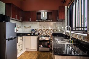 Malachite Apartments