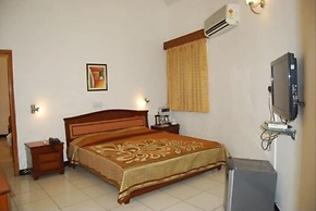 Koel Tourist Resort