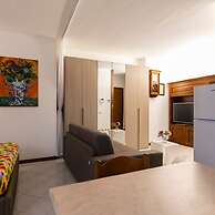 Pisani 4 in Monza With 1 Bathrooms