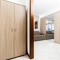 Pisani 4 in Monza With 1 Bathrooms