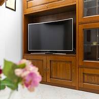 Pisani 4 in Monza With 1 Bathrooms