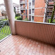 Pisani 4 in Monza With 1 Bathrooms