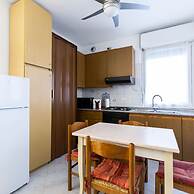 Pisani 4 in Monza With 1 Bathrooms