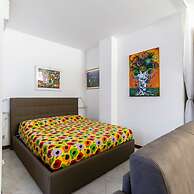 Pisani 4 in Monza With 1 Bathrooms