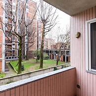 Pisani 4 in Monza With 1 Bathrooms