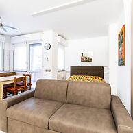 Pisani 4 in Monza With 1 Bathrooms