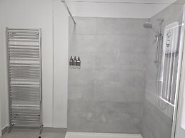 Mountpanther Holiday House