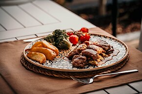 Selimiye Thales Otel